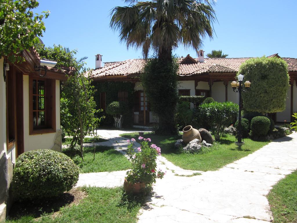 Asur Hotel & Aparts & Villas Далян Екстериор снимка