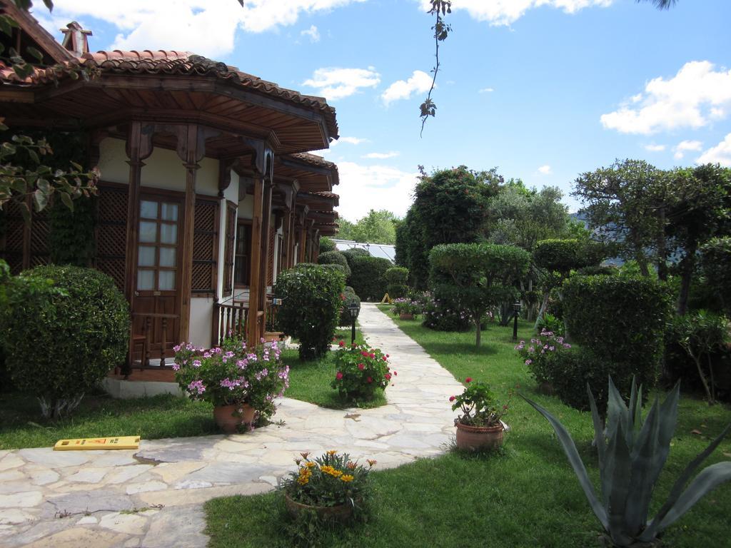 Asur Hotel & Aparts & Villas Далян Екстериор снимка