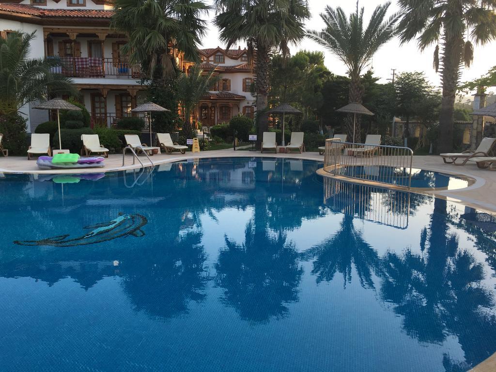 Asur Hotel & Aparts & Villas Далян Екстериор снимка