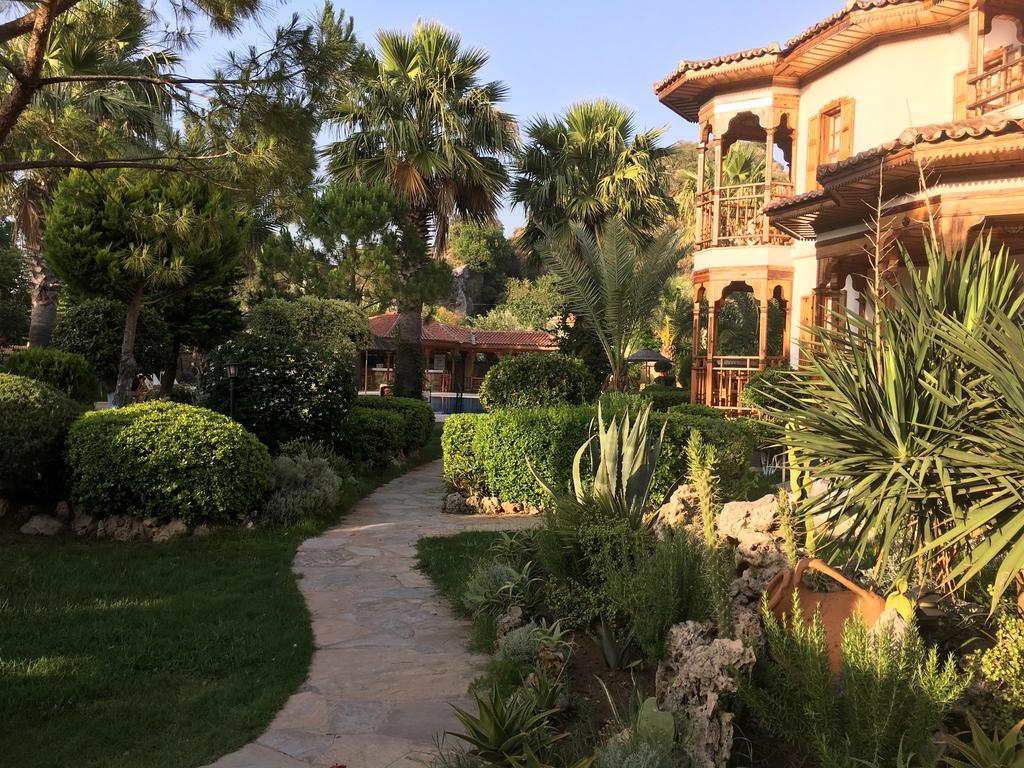 Asur Hotel & Aparts & Villas Далян Екстериор снимка