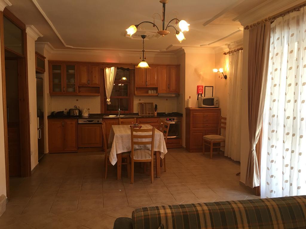 Asur Hotel & Aparts & Villas Далян Екстериор снимка