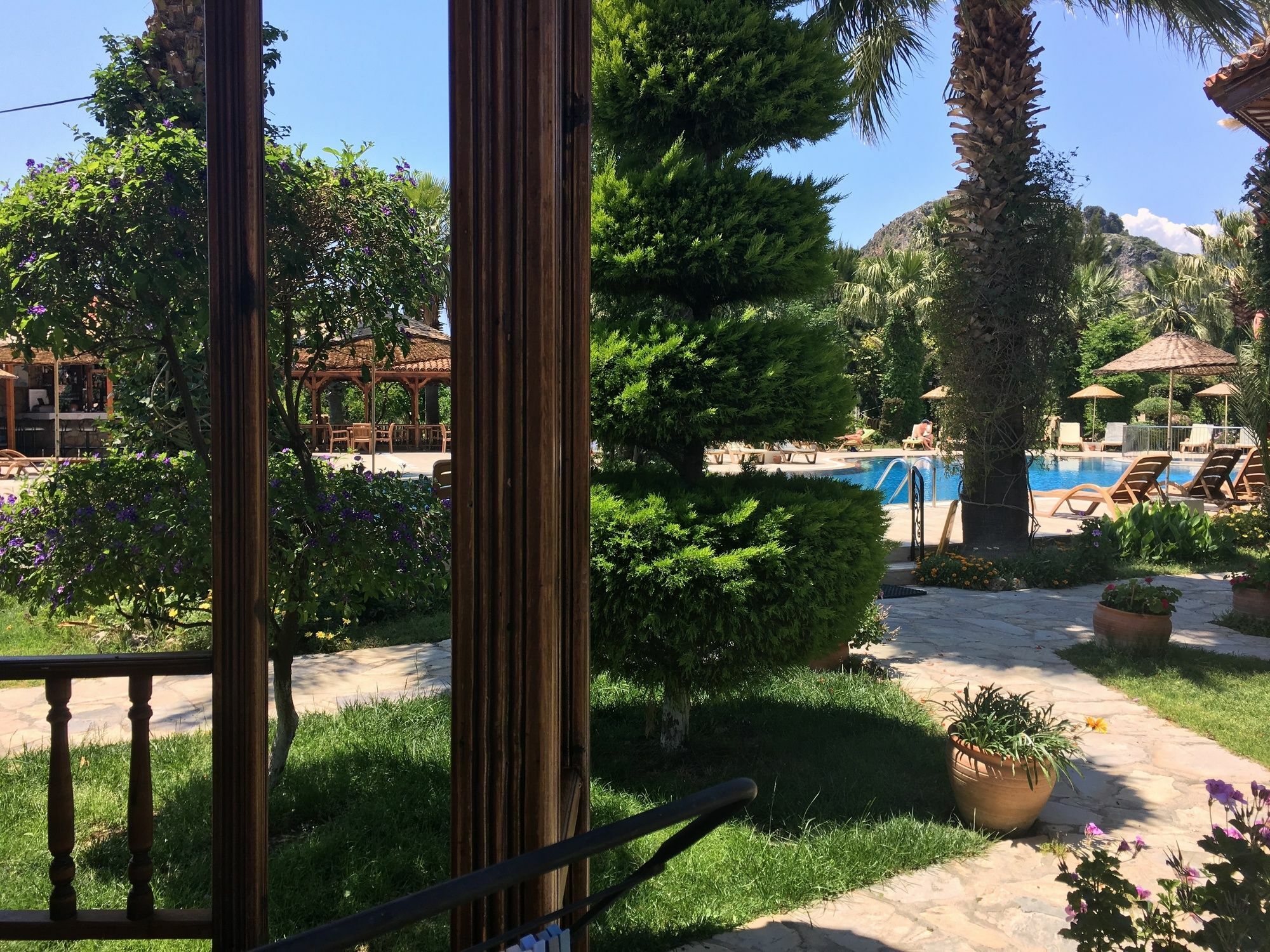 Asur Hotel & Aparts & Villas Далян Екстериор снимка