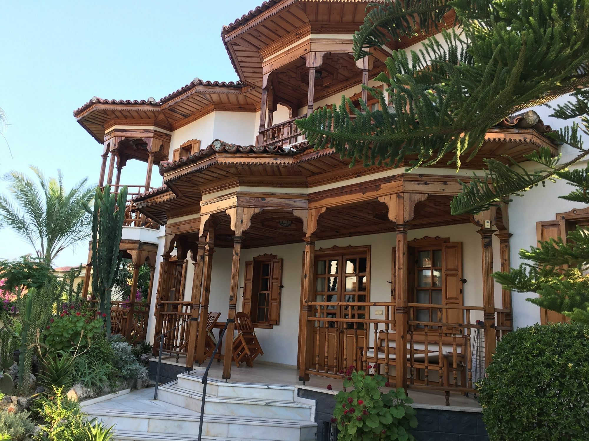 Asur Hotel & Aparts & Villas Далян Екстериор снимка